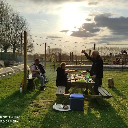 De Smishoeve Met Kinderpret, Dieren En Wellness Heers
