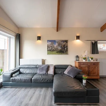 別荘 De Smishoeve Met Kinderpret, Dieren En Wellness *
